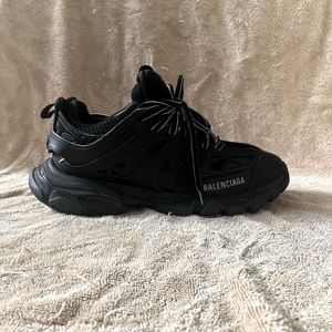 Men’s Balenciaga Track Runner